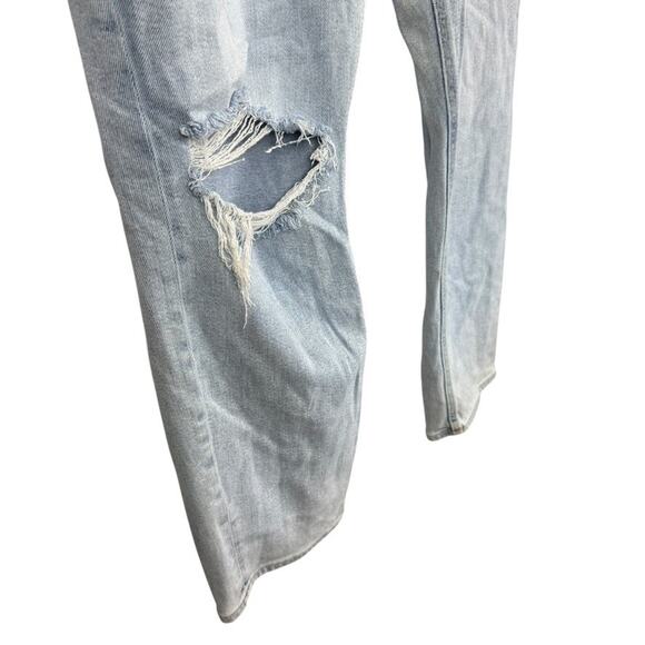 American Eagle Stretch Mom Jean Light Wash Distressed Holes Womens sz 16 R - Picture 2 of 16